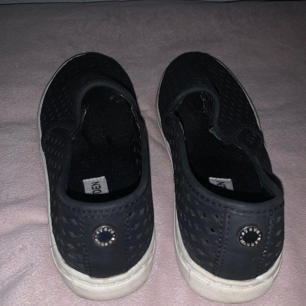 Steve Madden sneakers - Picture 2 of 3